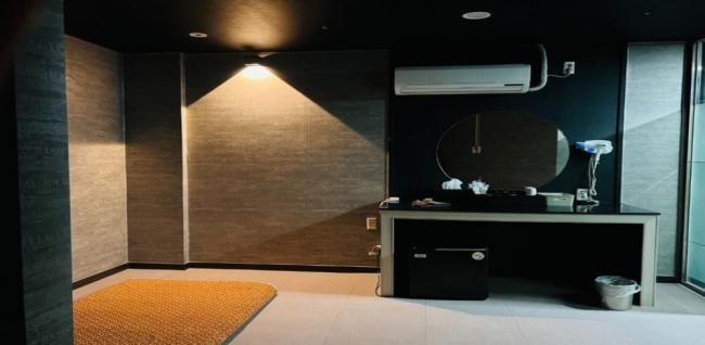 이브아로마 (상무)