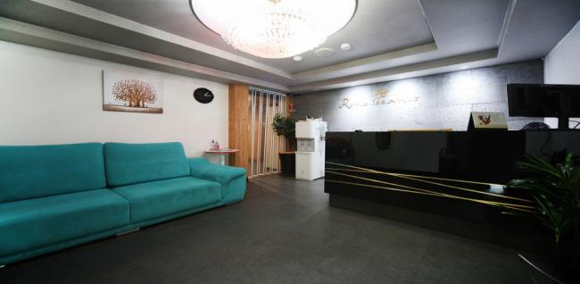 르네상스 (남부터미널역)