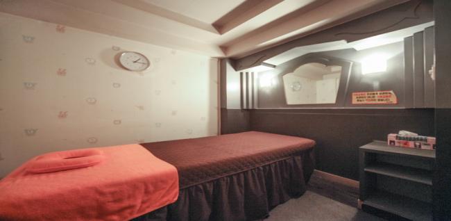 르네상스 (남부터미널역)