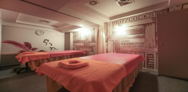 르네상스 (남부터미널역)