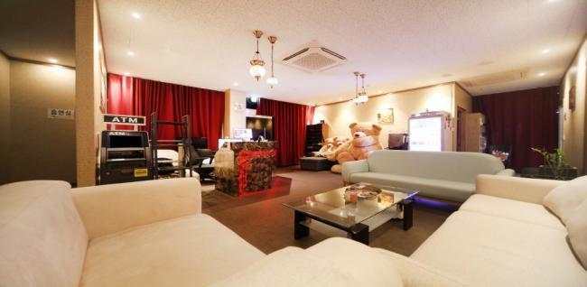 강남VIP베트남이발소 (고읍)