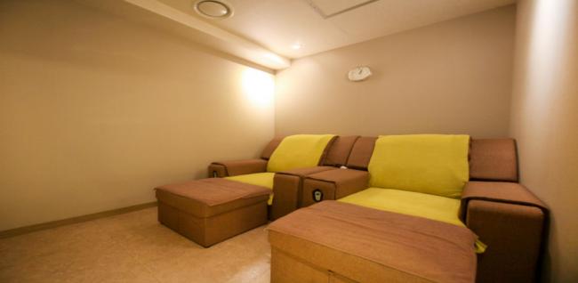 더풋샵 (신사역)