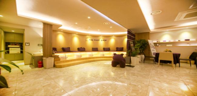 더풋샵 (신사역)