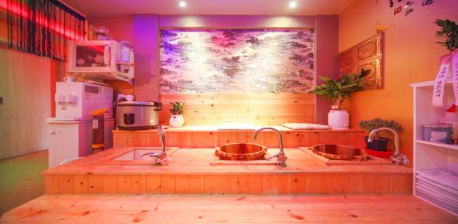 황궁전통아로마 (동화)