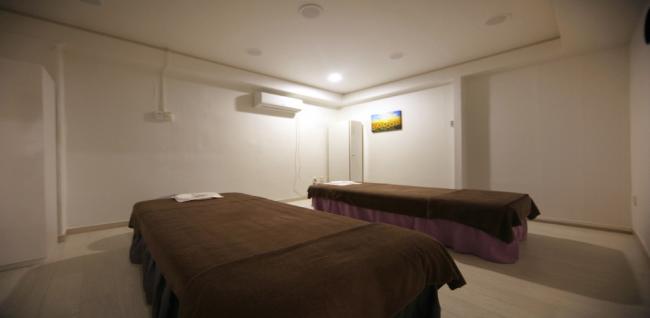 뷰티플러스 바디케어 (학동역)