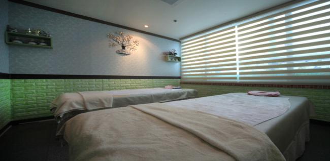 엄지약손 (장항)