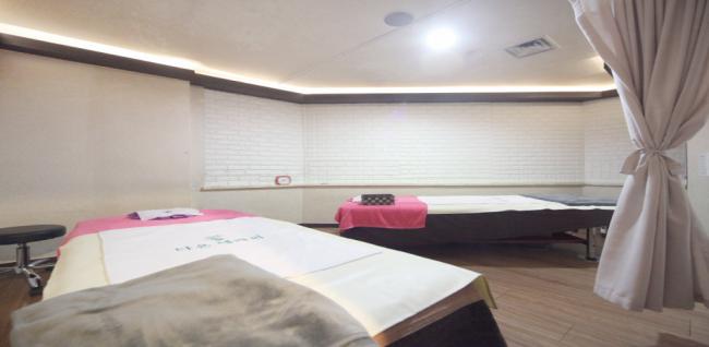 다온테라피 (홍대입구역)