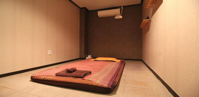 청담쉼타이 (향남)