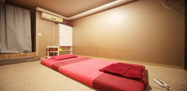 명품타이 (중동)