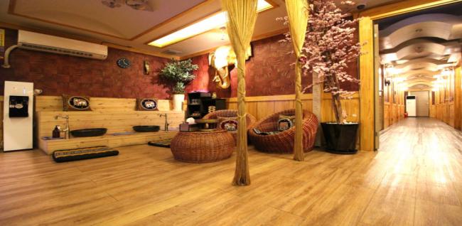 쿤타이마사지 (신중동역)