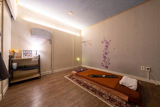 두정동 욜로정통타이