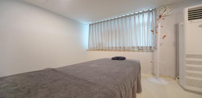 월디수기테라피 (압구정역)