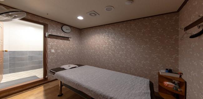 퀸전통마사지 (발산역)