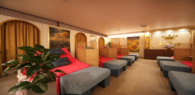 황후아로마 (수원시청역)