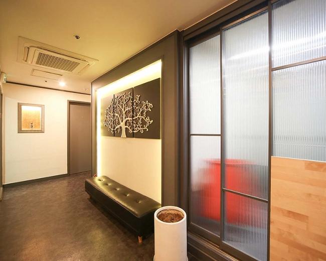 성남동 바디 앤 풋(모란역)