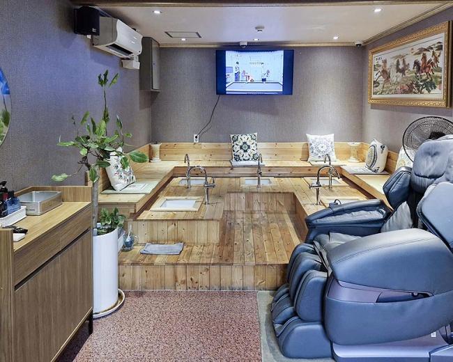 신당동 왕조풋샵(신당역)