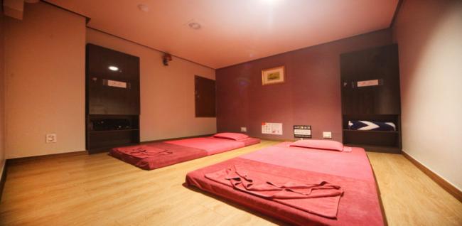 힐링더타이 (완정역)